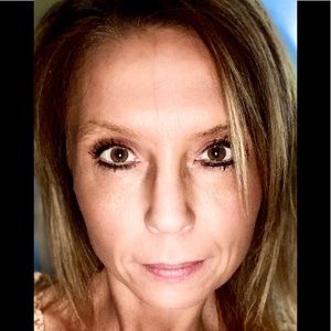 Meet your Posher, Missy